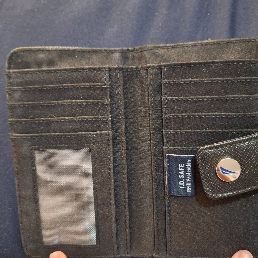 Nautica Black Textured Wallet with Snap Closure RFID Protection
